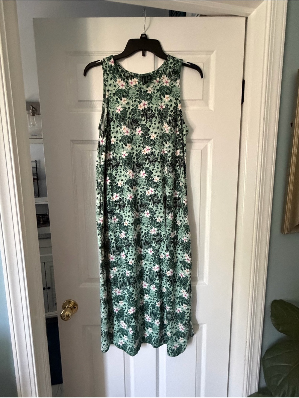 Cynthia Rowley Green Floral Sleeveless Maxi Dress with Pink Accents